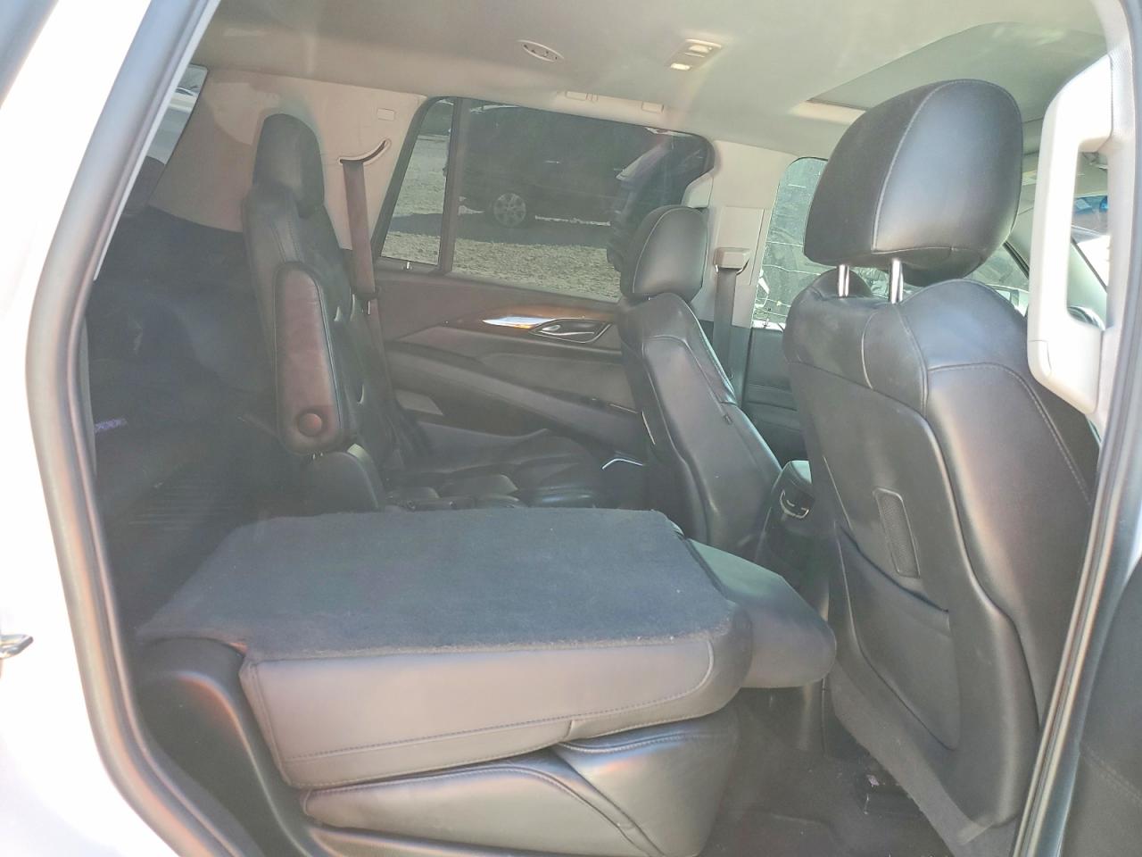 2020 CADILLAC ESCALADE LUXURY photo 11