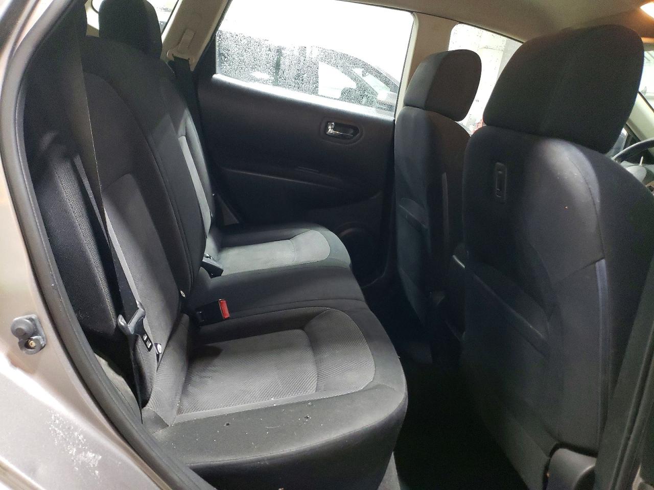 2013 NISSAN ROGUE S photo 11