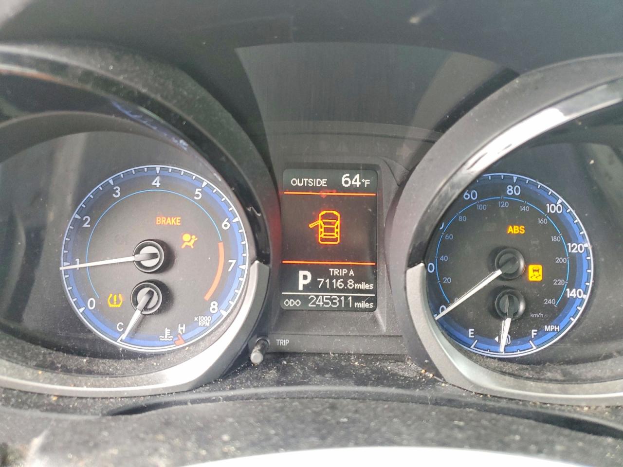 2015 TOYOTA COROLLA L photo 9