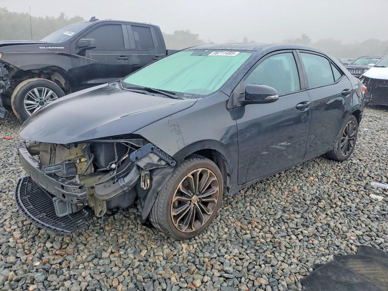 2015 TOYOTA COROLLA