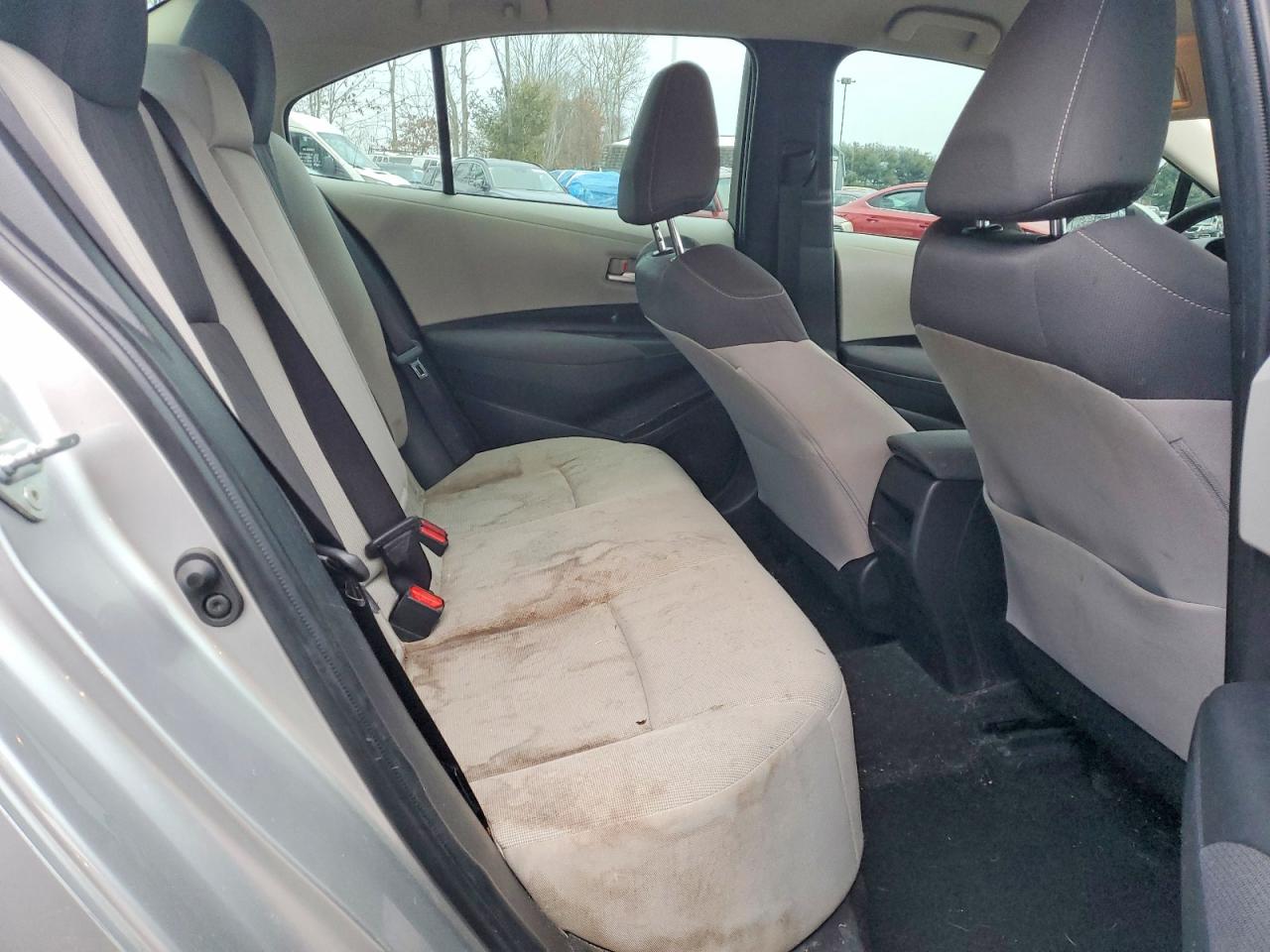 2020 TOYOTA COROLLA LE photo 10
