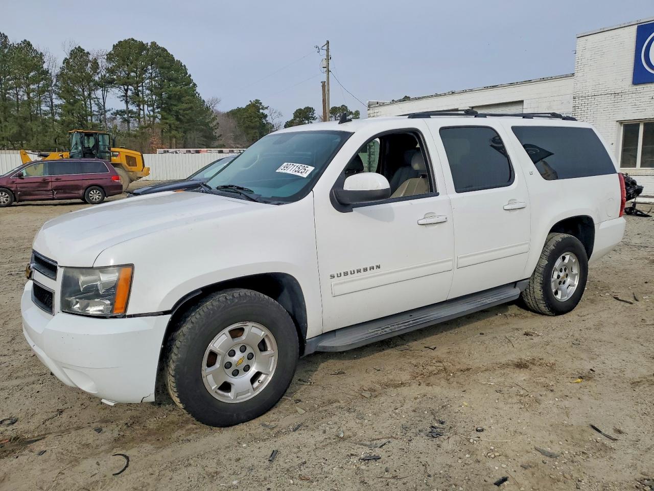 2013 CHEVROLET SUBURBAN