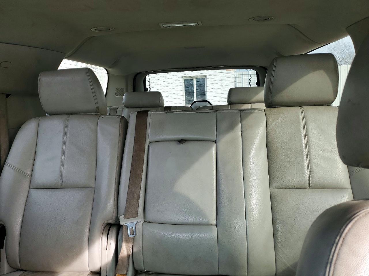 2013 CHEVROLET SUBURBAN C1500 LT photo 10