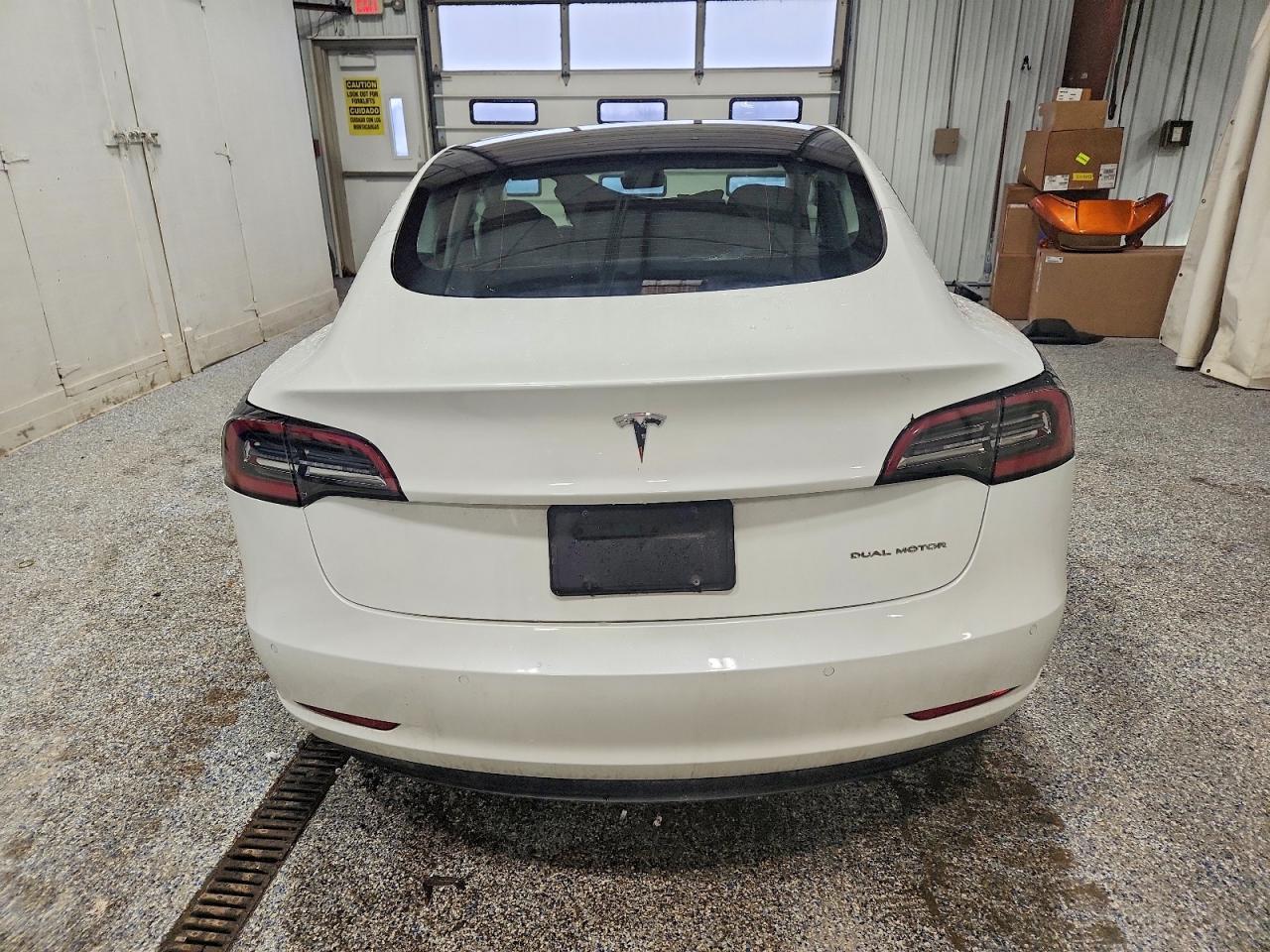 2022 TESLA MODEL 3 photo 6