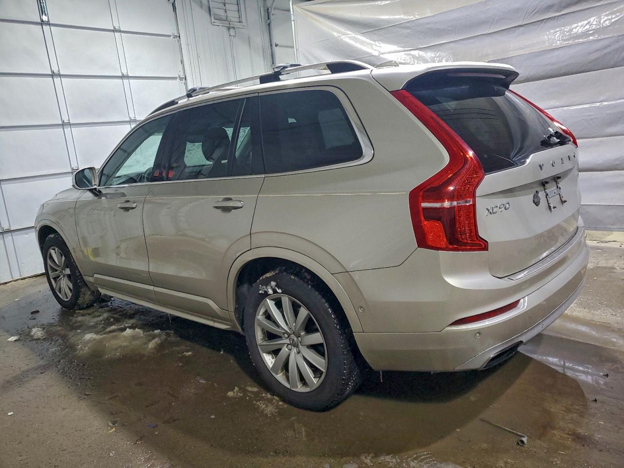 2016 VOLVO XC90 T6 photo 2