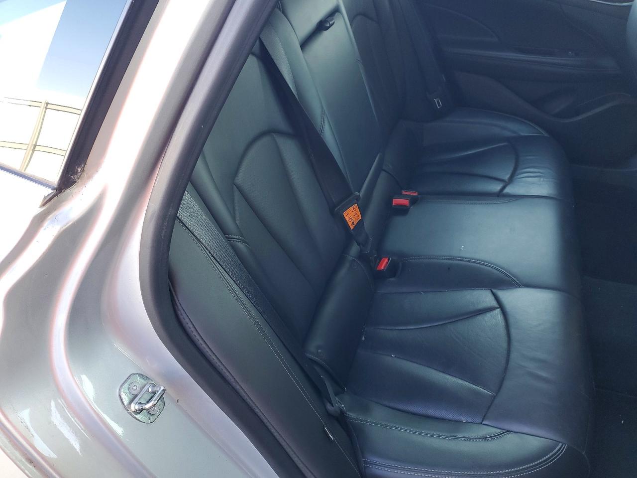 2017 BUICK LACROSSE ESSENCE photo 10