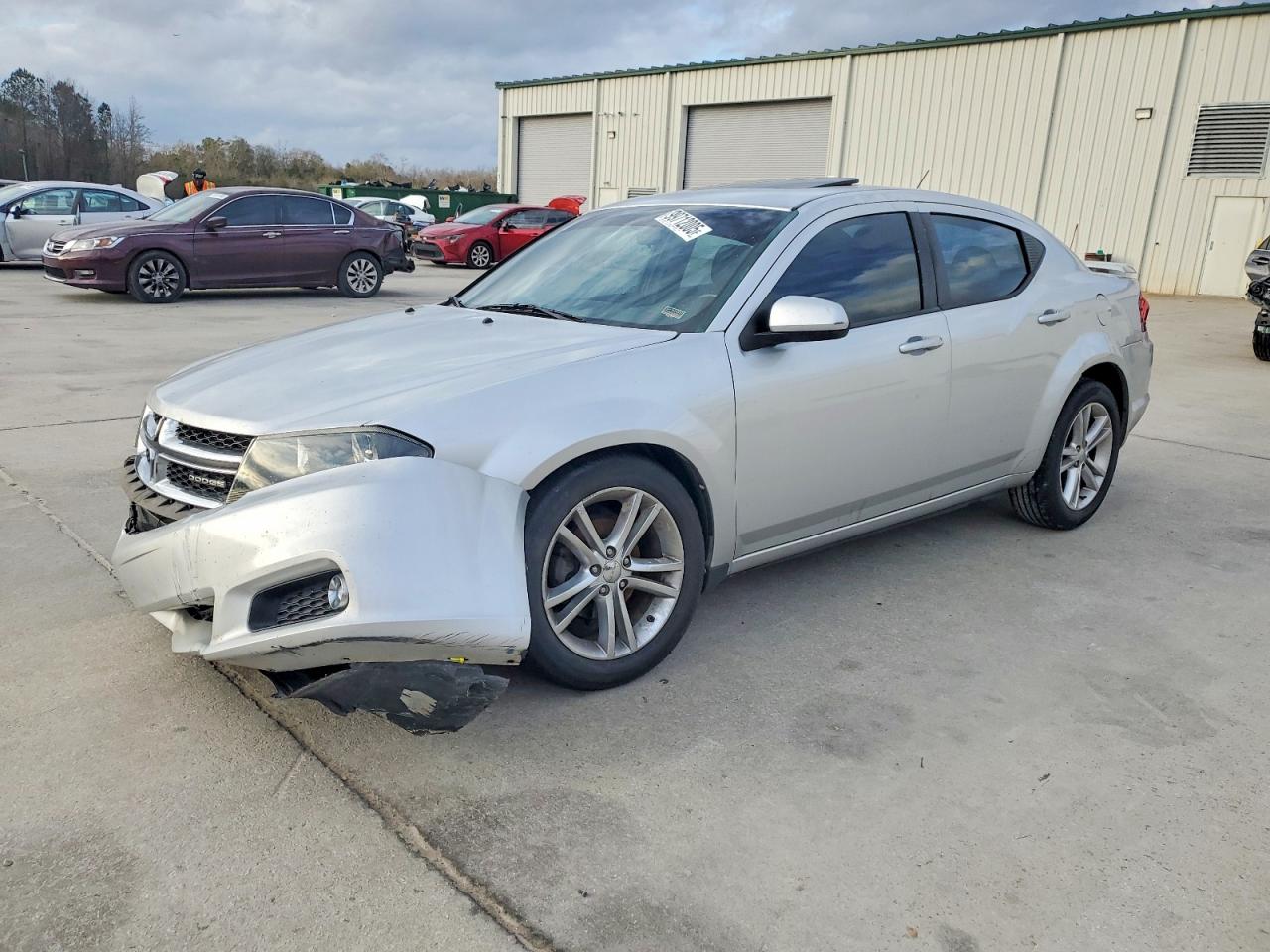 2012 DODGE AVENGER