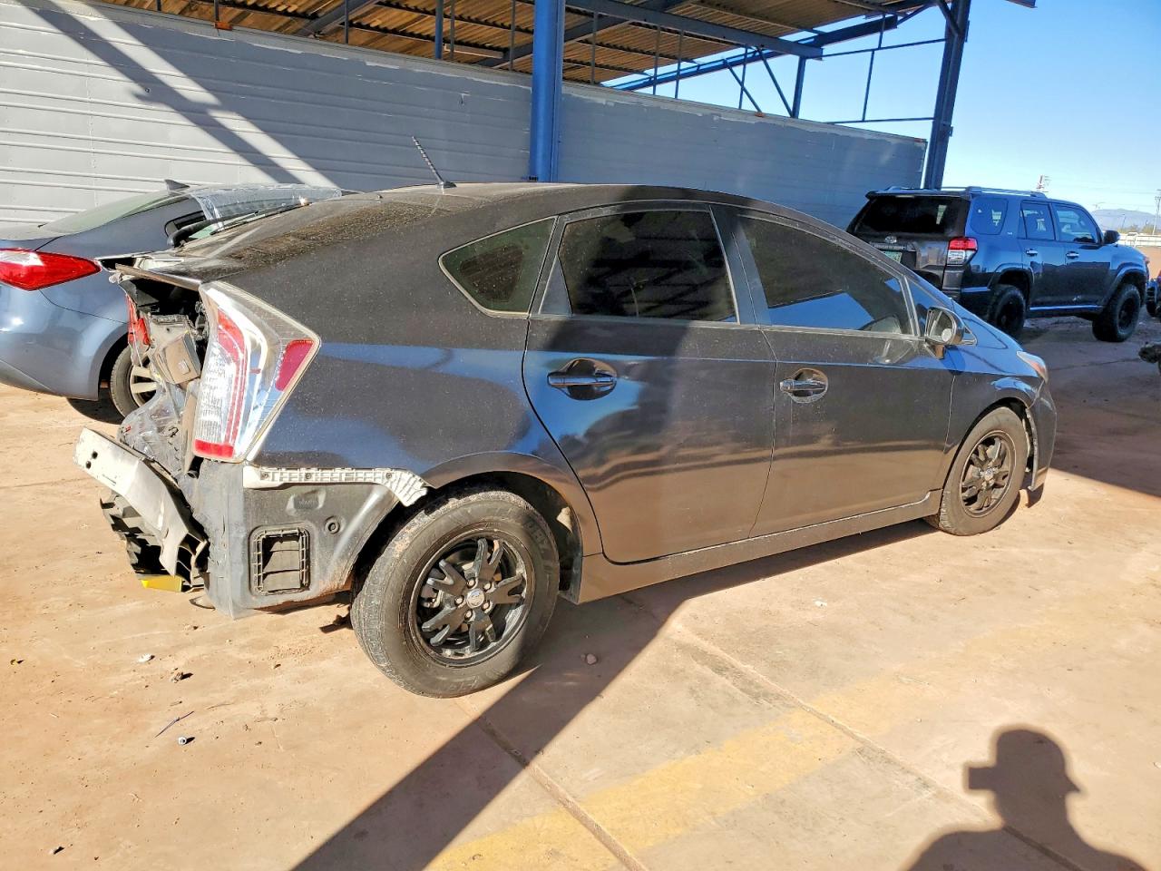 2013 TOYOTA PRIUS photo 3