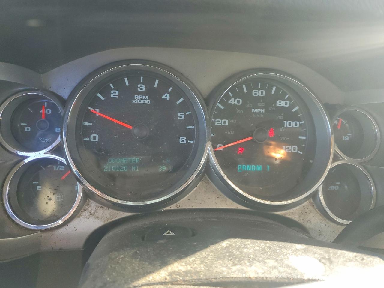 2011 GMC SIERRA K2500 SLE photo 9