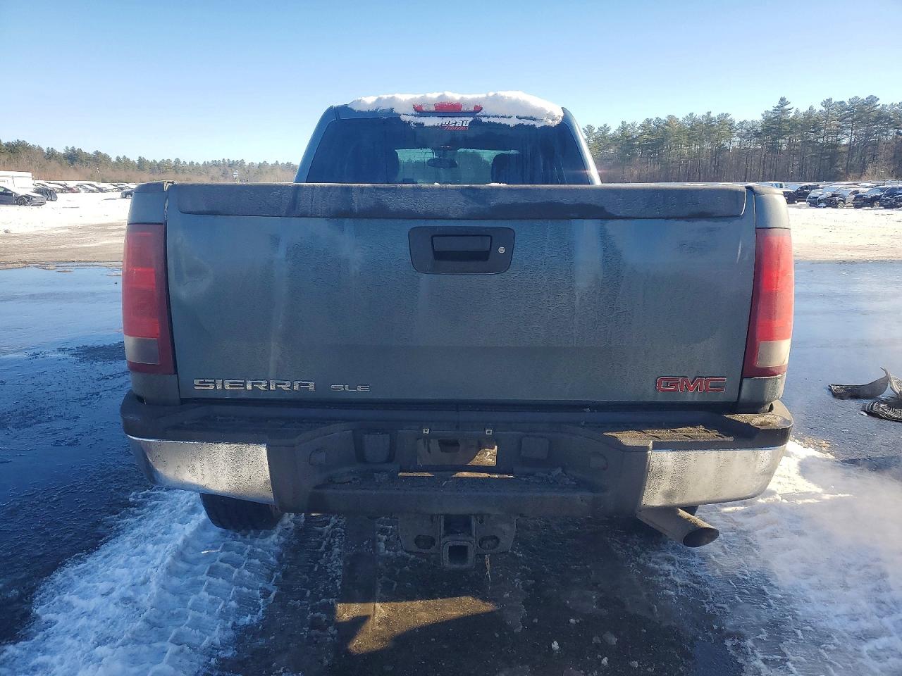 2011 GMC SIERRA K2500 SLE photo 6