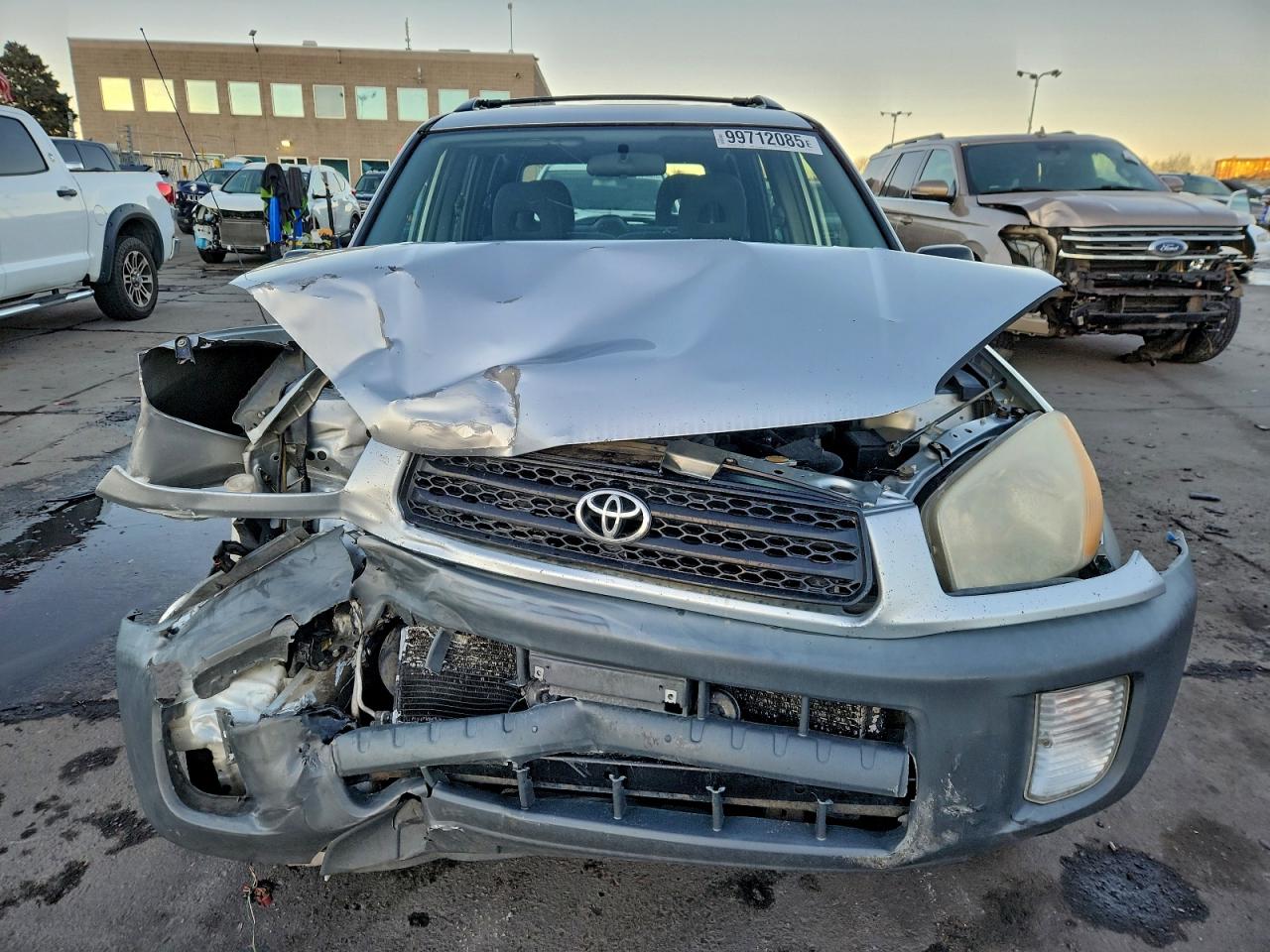 2001 TOYOTA RAV4 photo 5