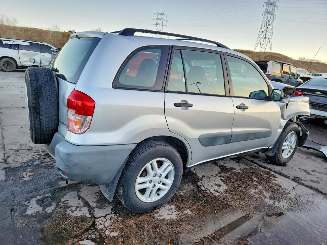 2001 TOYOTA RAV4 photo 3