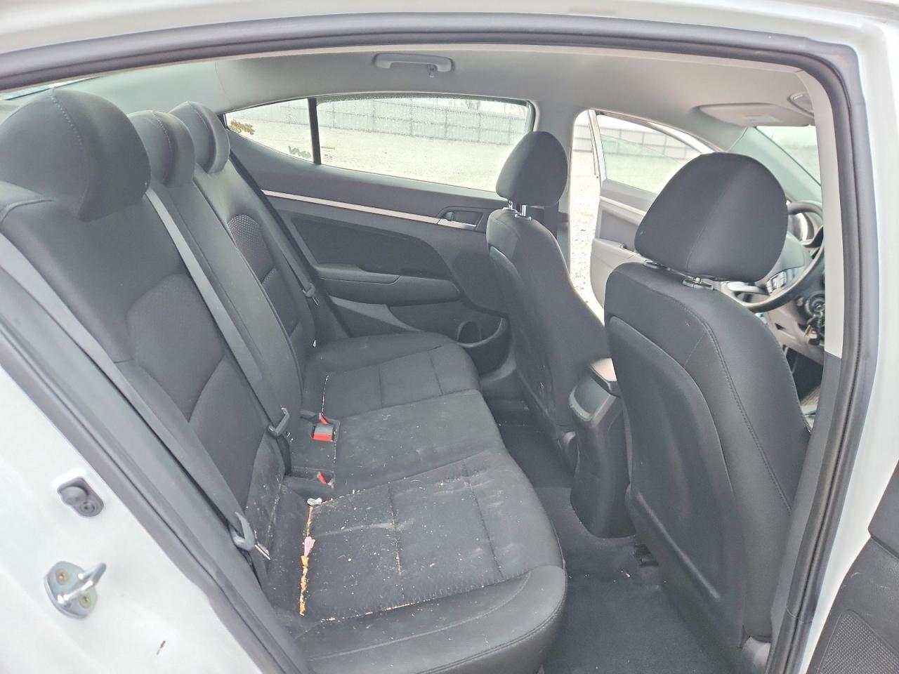 2019 HYUNDAI ELANTRA SEL photo 10