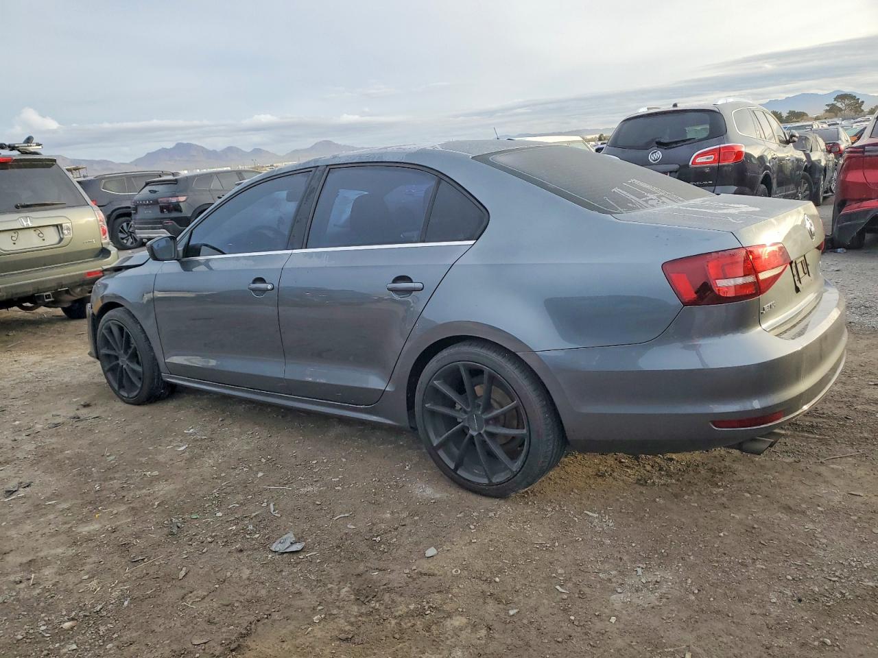 2017 VOLKSWAGEN JETTA S photo 2