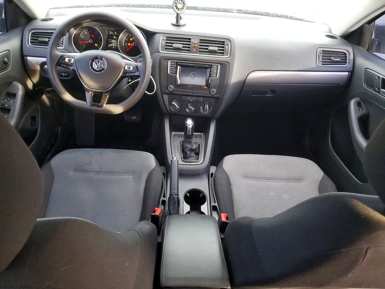 2017 VOLKSWAGEN JETTA S photo 8