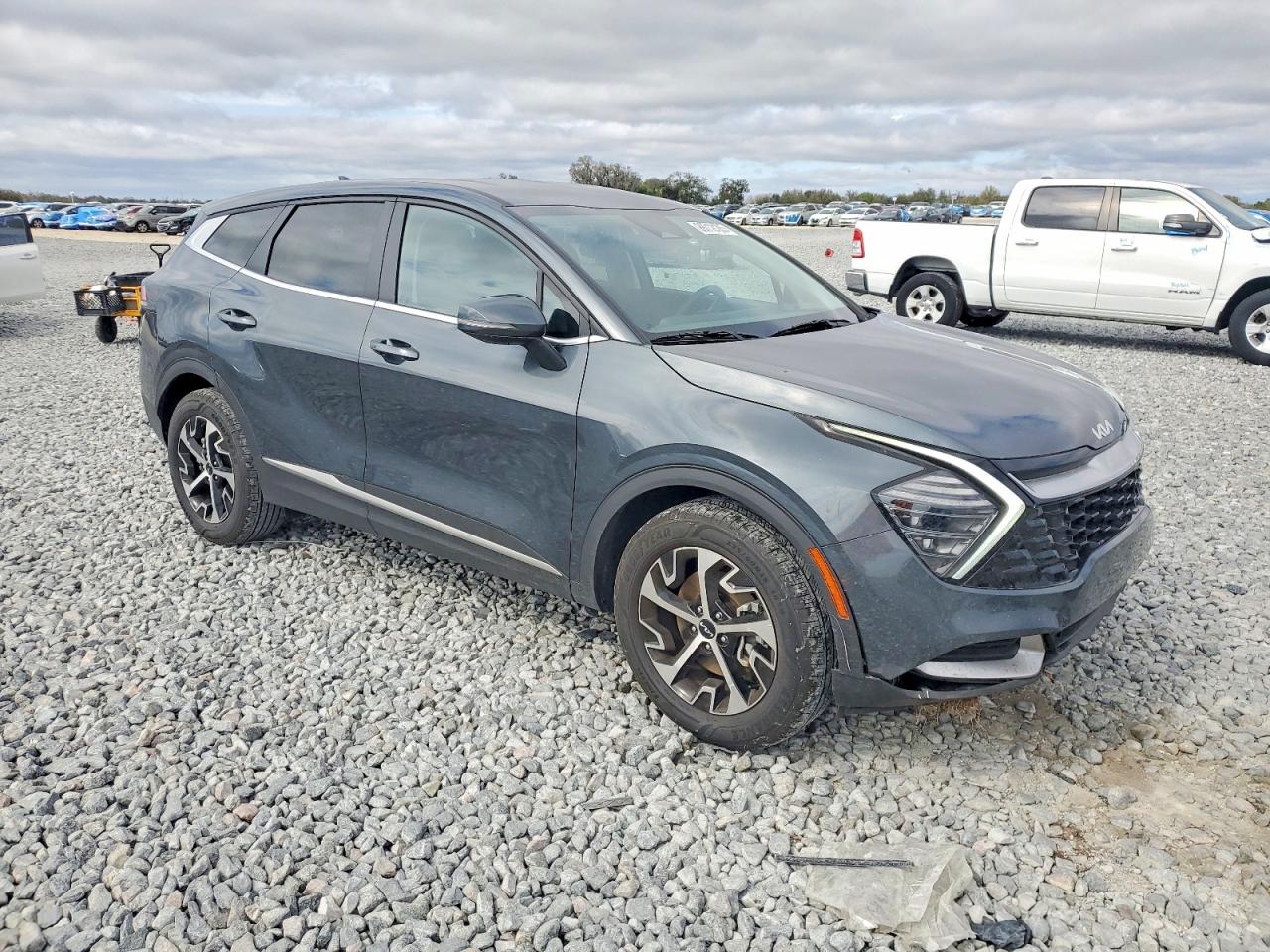 2025 KIA SPORTAGE EX photo 4