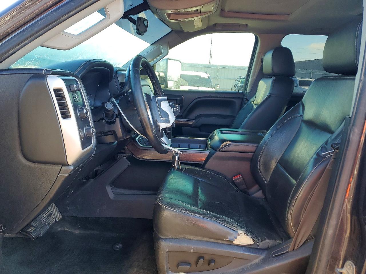 2015 GMC SIERRA K2500 SLT photo 7