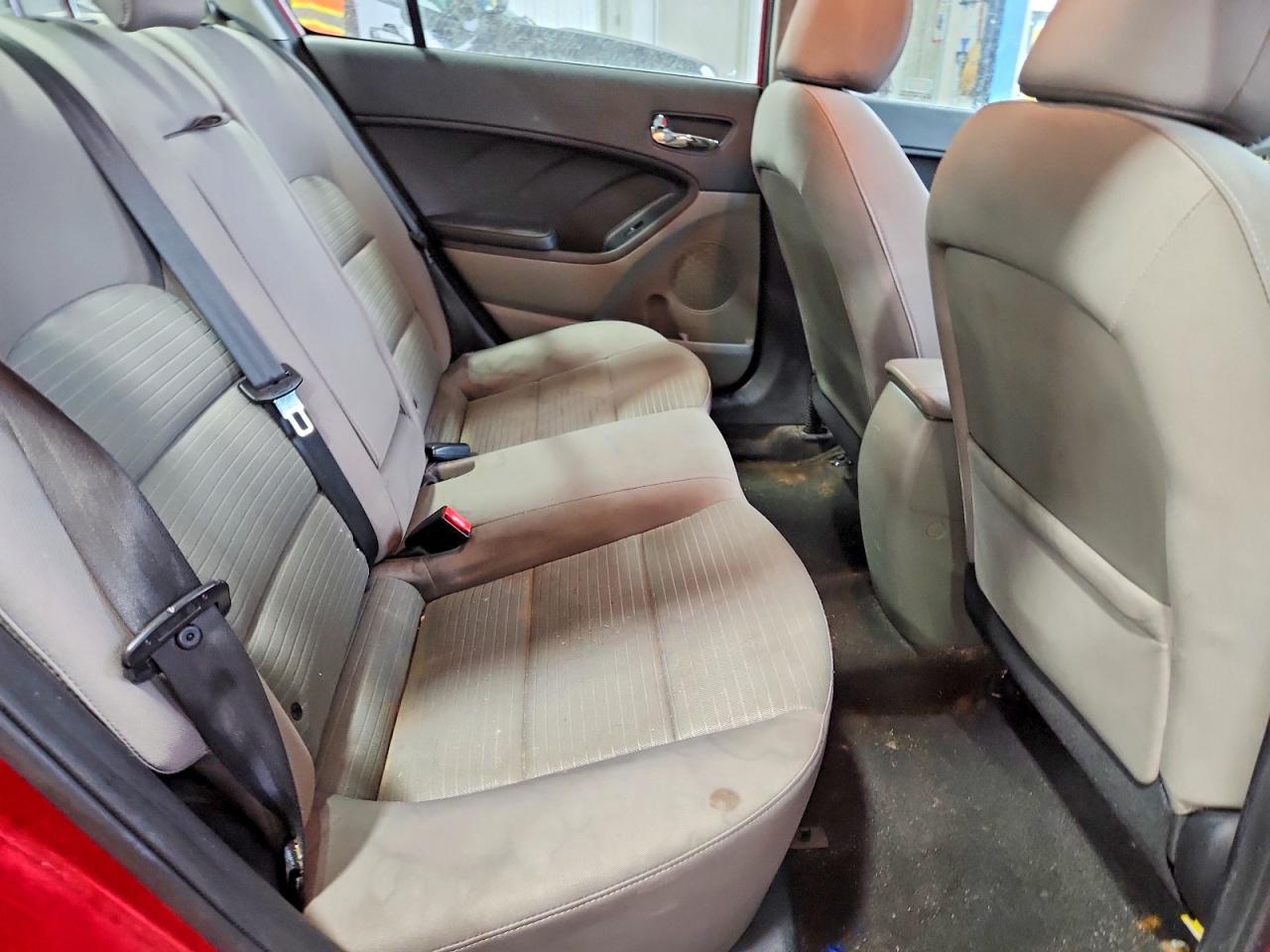 2015 KIA FORTE LX photo 10