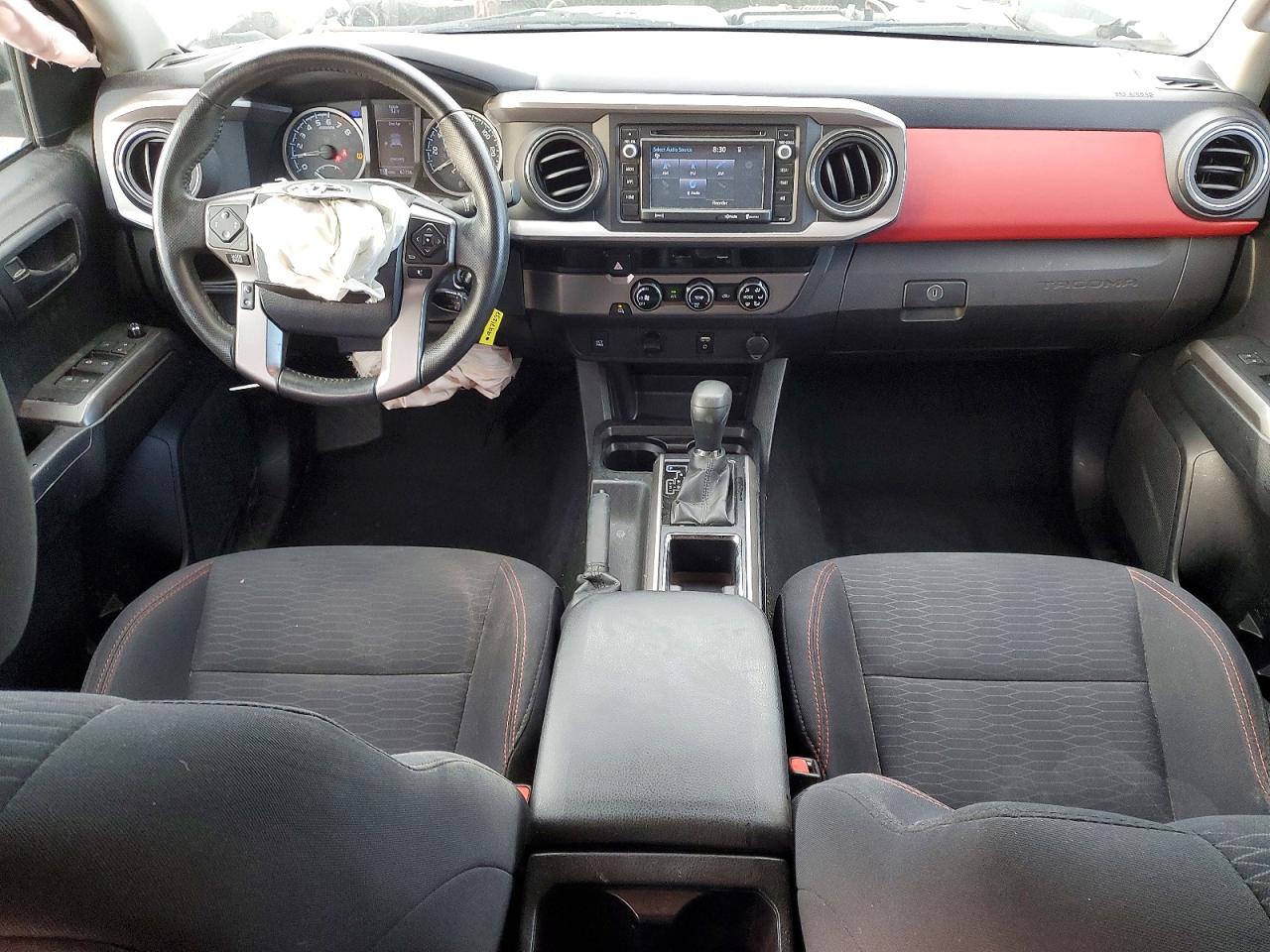 2017 TOYOTA TACOMA DOUBLE CAB photo 8