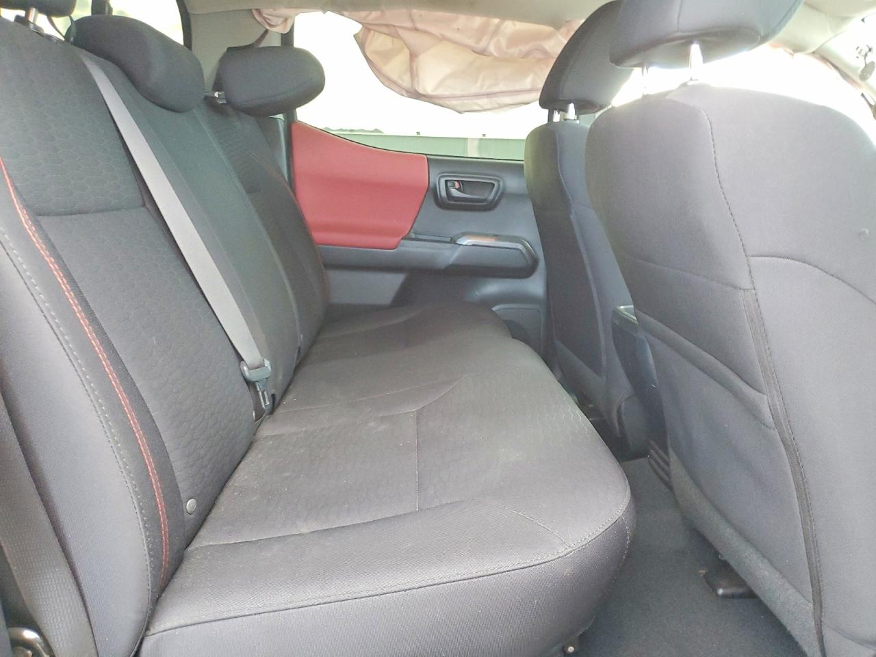 2017 TOYOTA TACOMA DOUBLE CAB photo 10