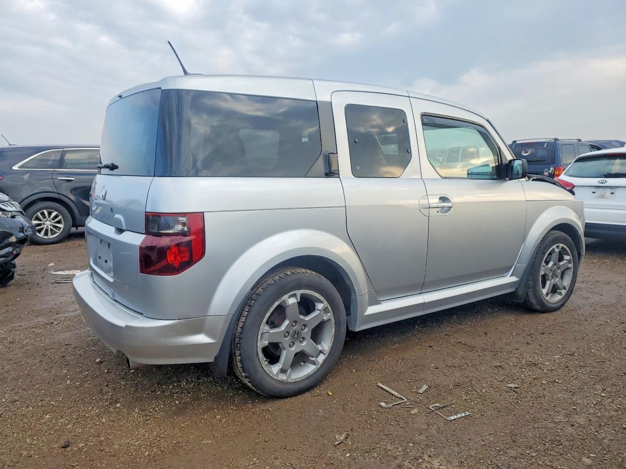 2007 HONDA ELEMENT SC photo 5