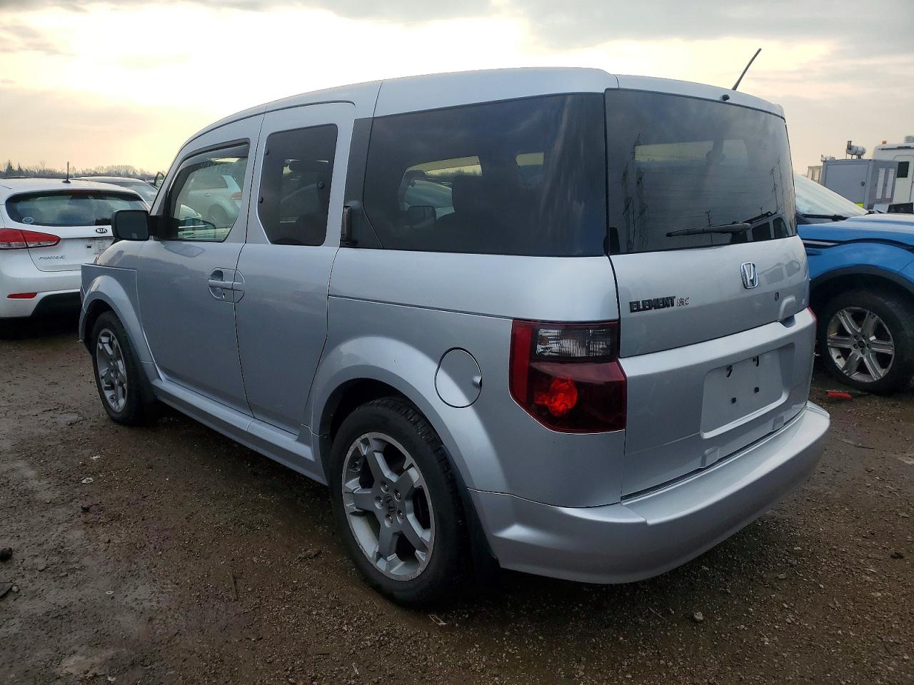 2007 HONDA ELEMENT SC photo 3