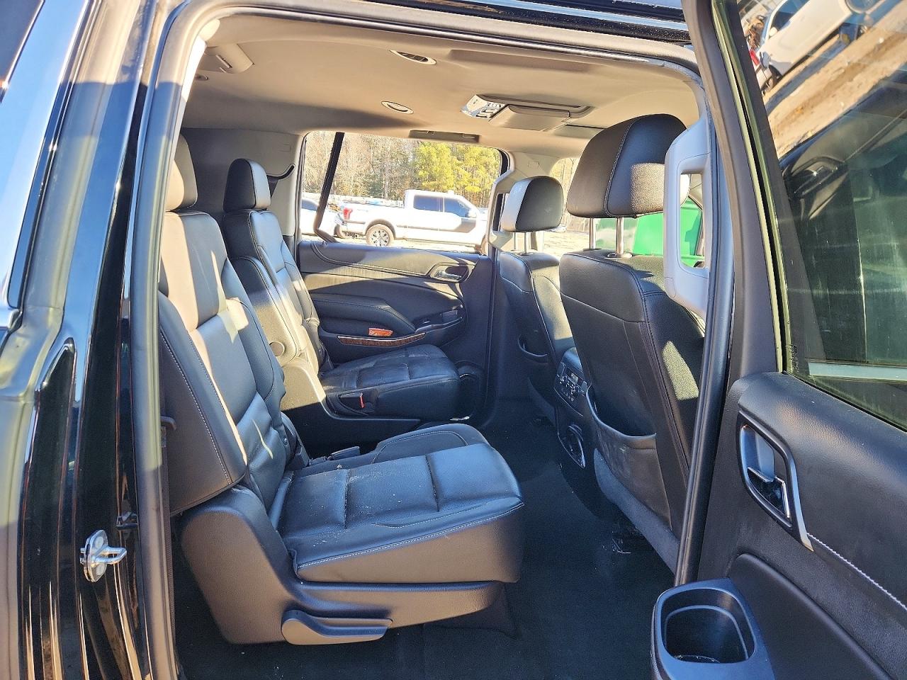 2018 CHEVROLET SUBURBAN K1500 PREMIER photo 11