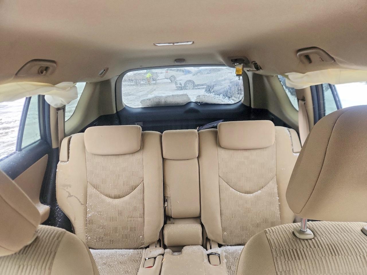 2010 TOYOTA RAV4 photo 10