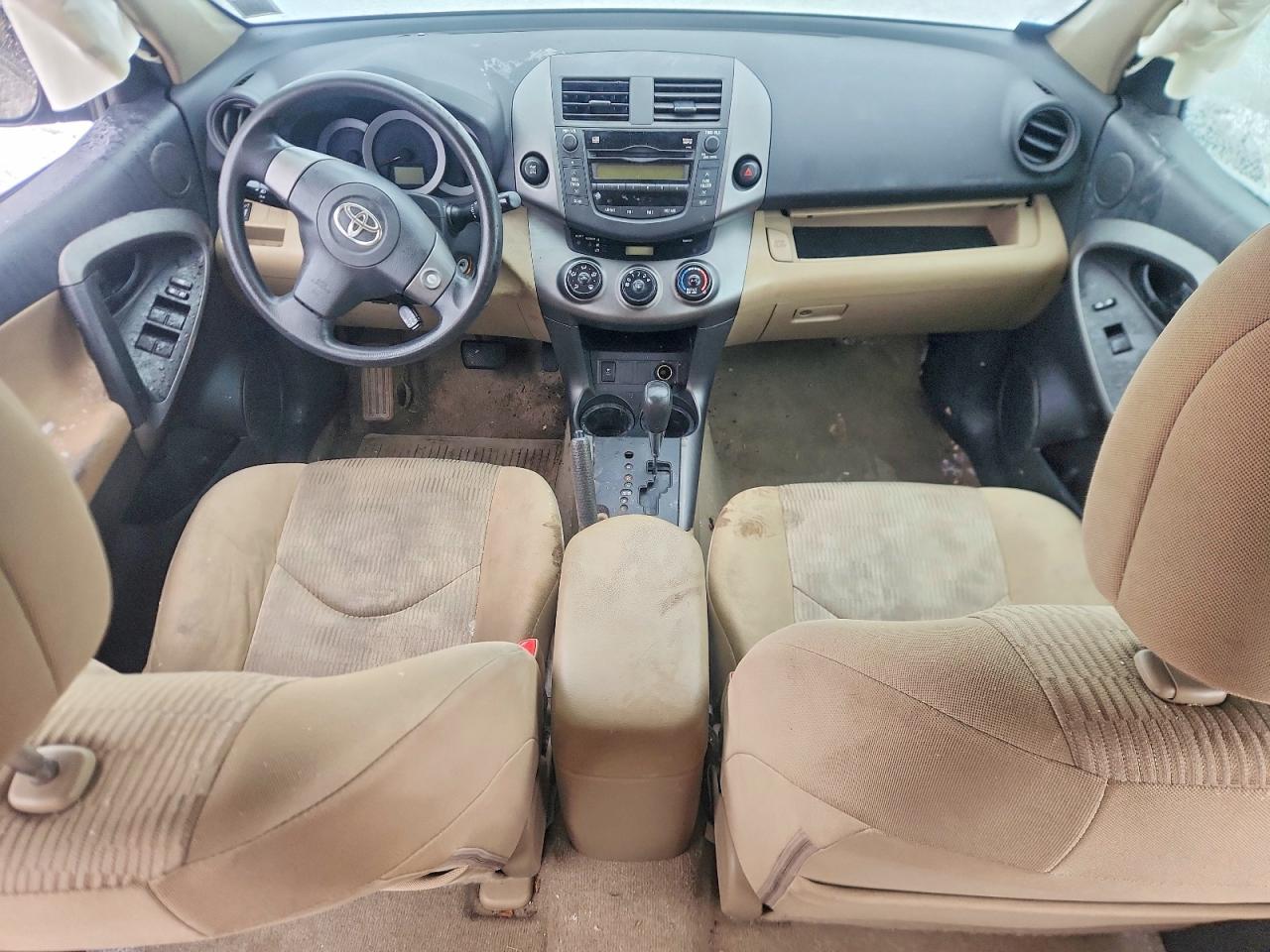 2010 TOYOTA RAV4 photo 8