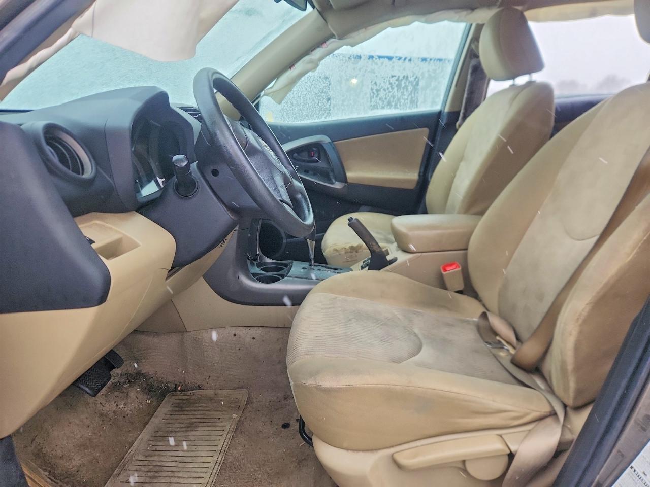 2010 TOYOTA RAV4 photo 7