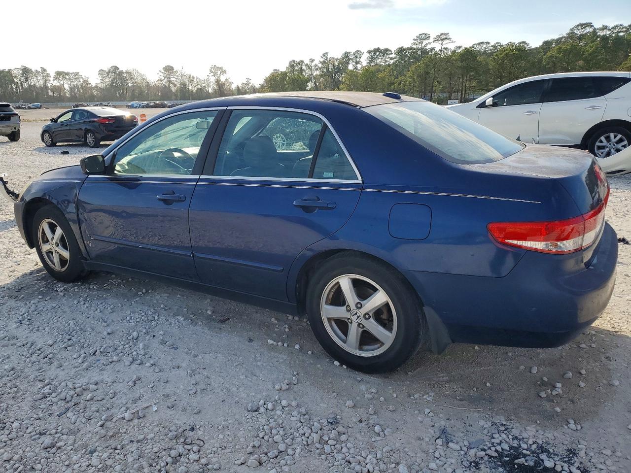 2004 HONDA ACCORD EX photo 2