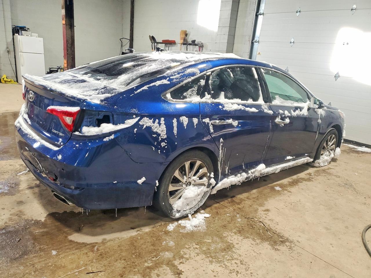 2016 HYUNDAI SONATA SPORT photo 3