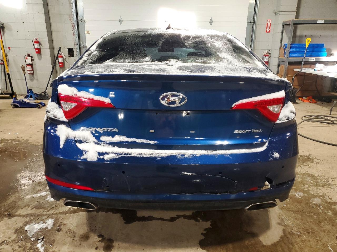 2016 HYUNDAI SONATA SPORT photo 6