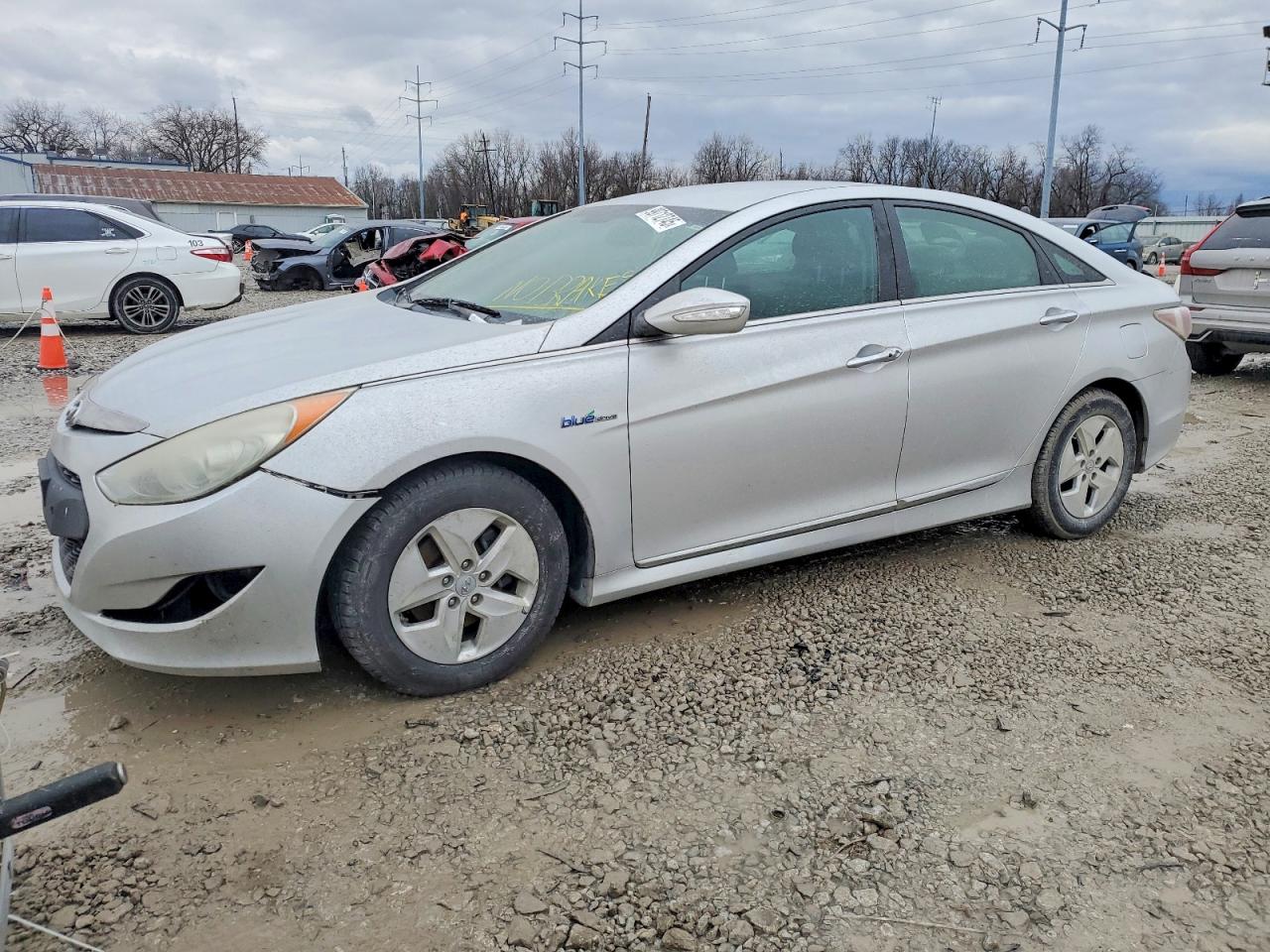 2011 HYUNDAI SONATA