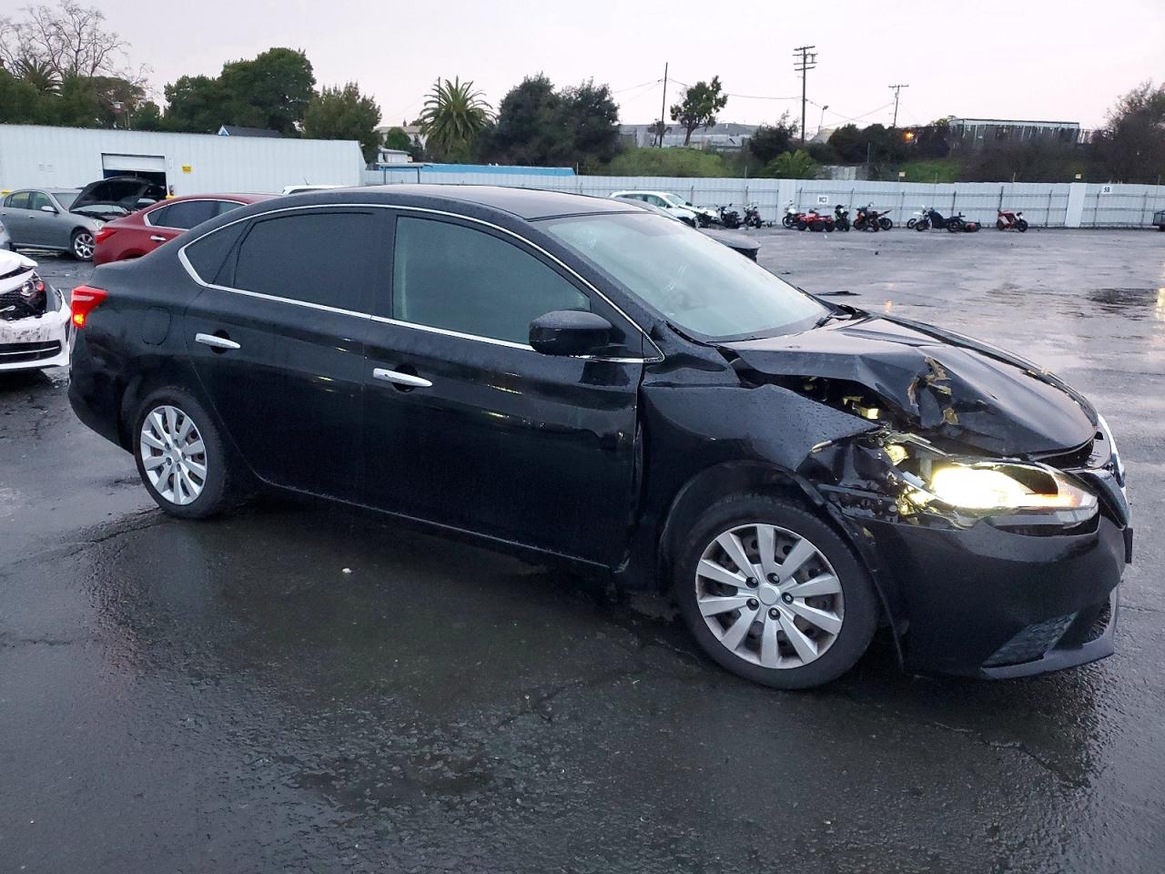 2017 NISSAN SENTRA S photo 4