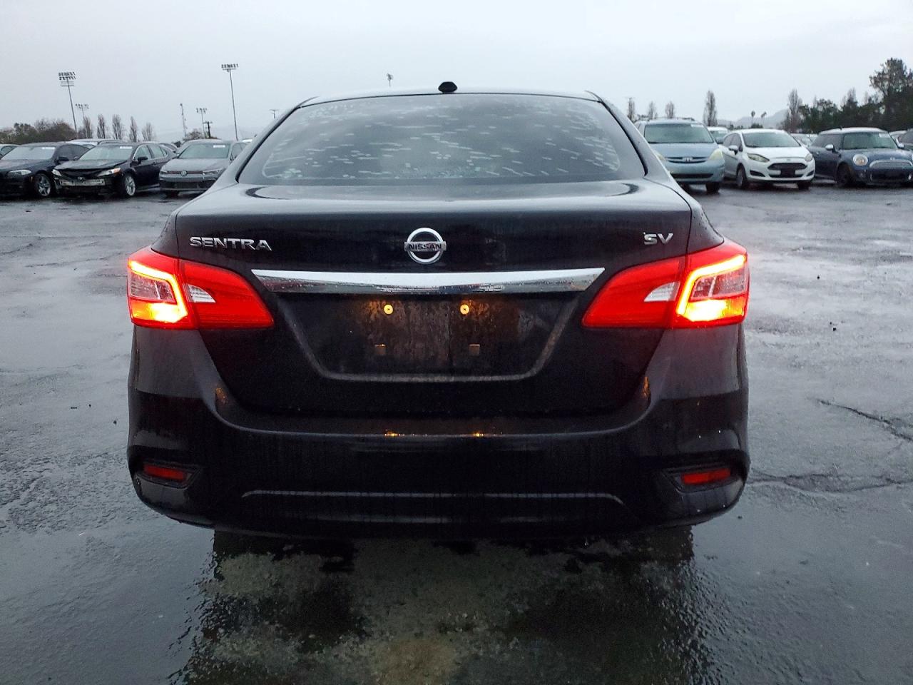 2017 NISSAN SENTRA S photo 6