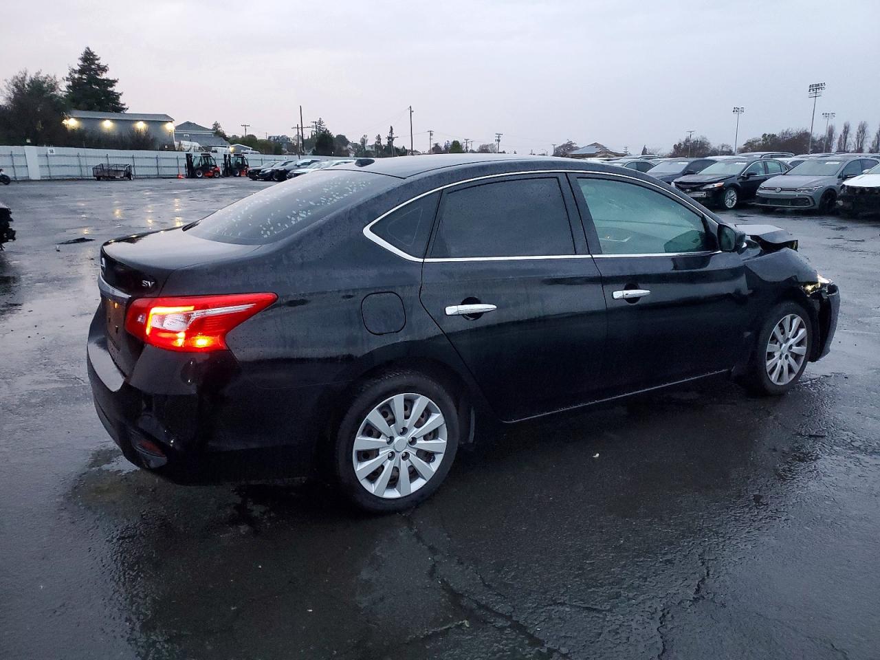 2017 NISSAN SENTRA S photo 3