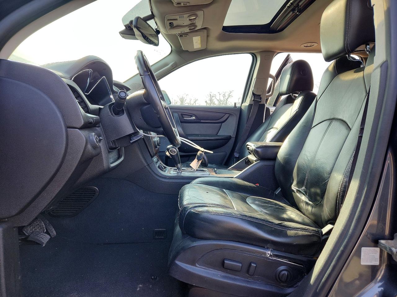 2014 CHEVROLET TRAVERSE LT photo 7