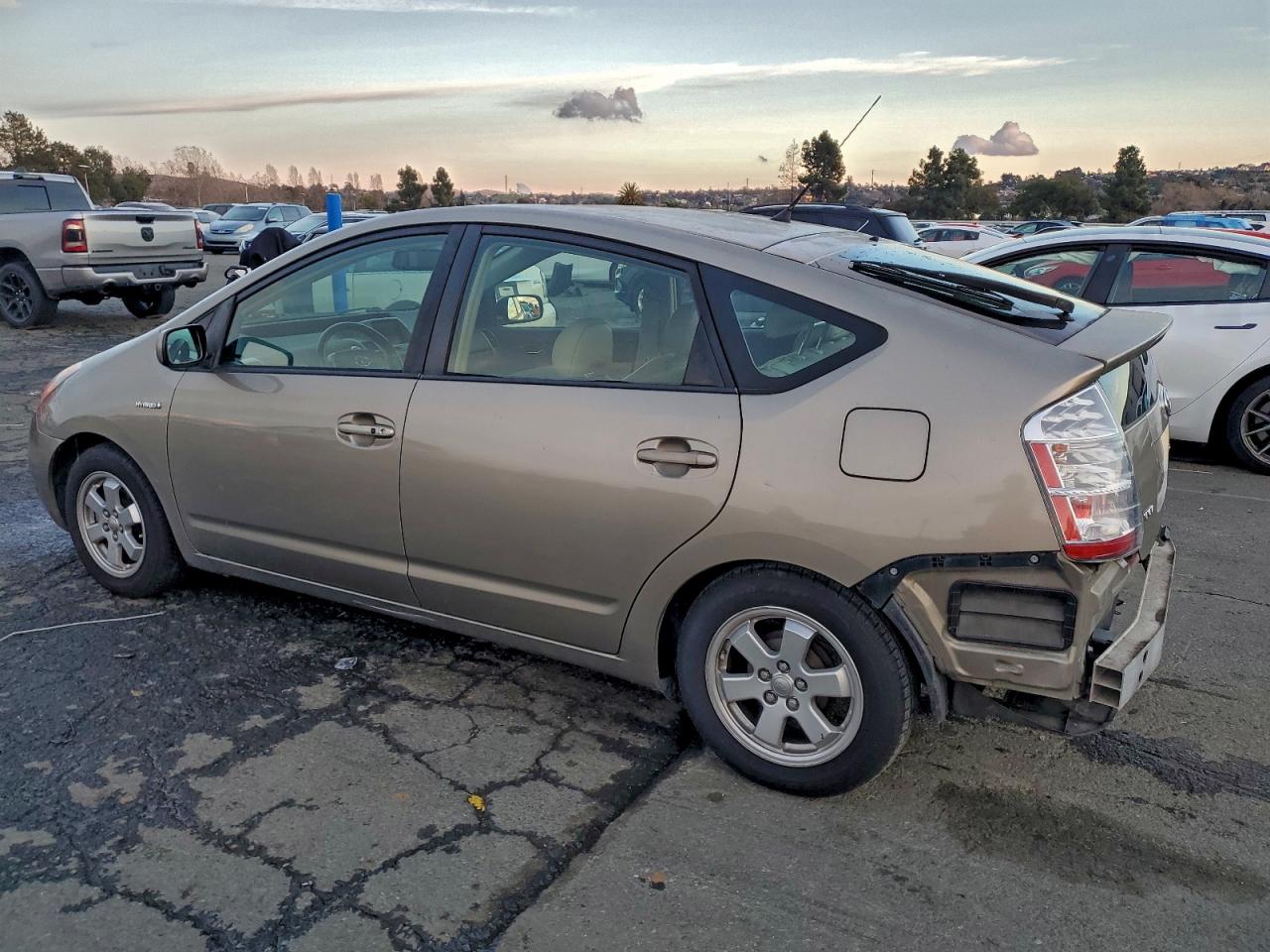 2007 TOYOTA PRIUS photo 2