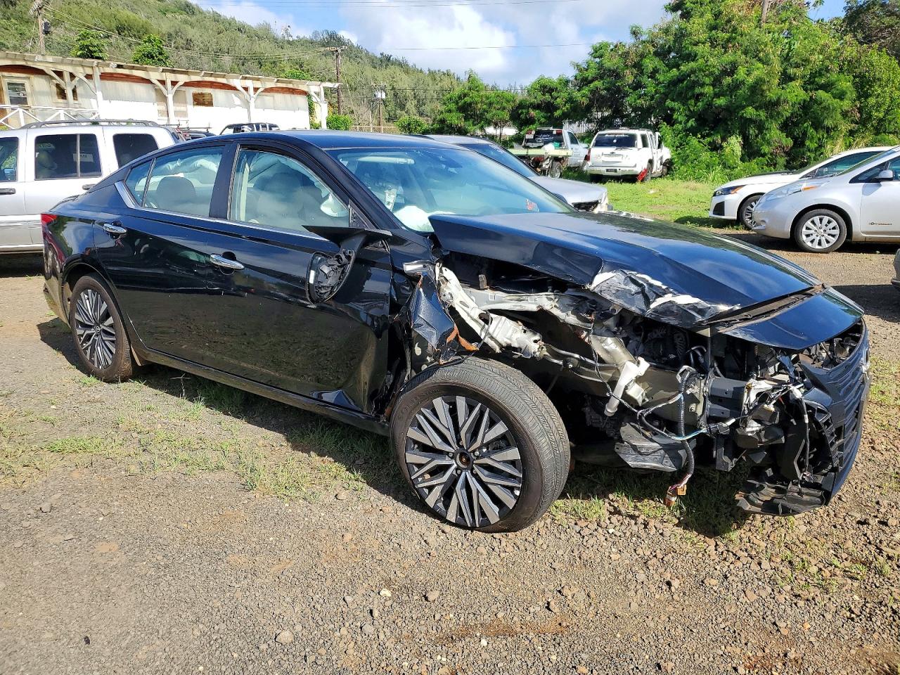 2025 NISSAN ALTIMA SV photo 4