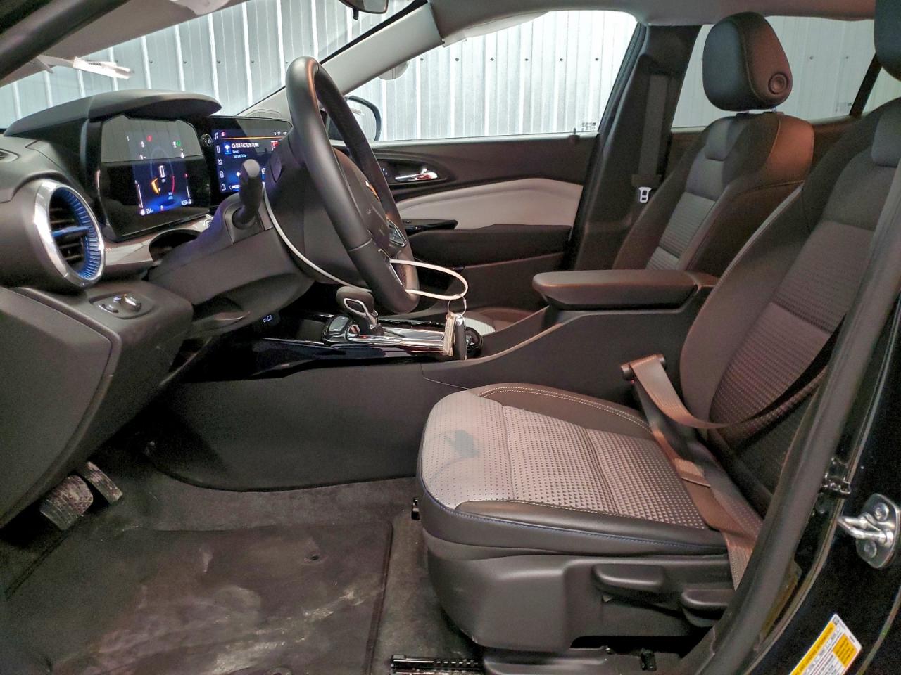 2025 CHEVROLET TRAX 1LT photo 7