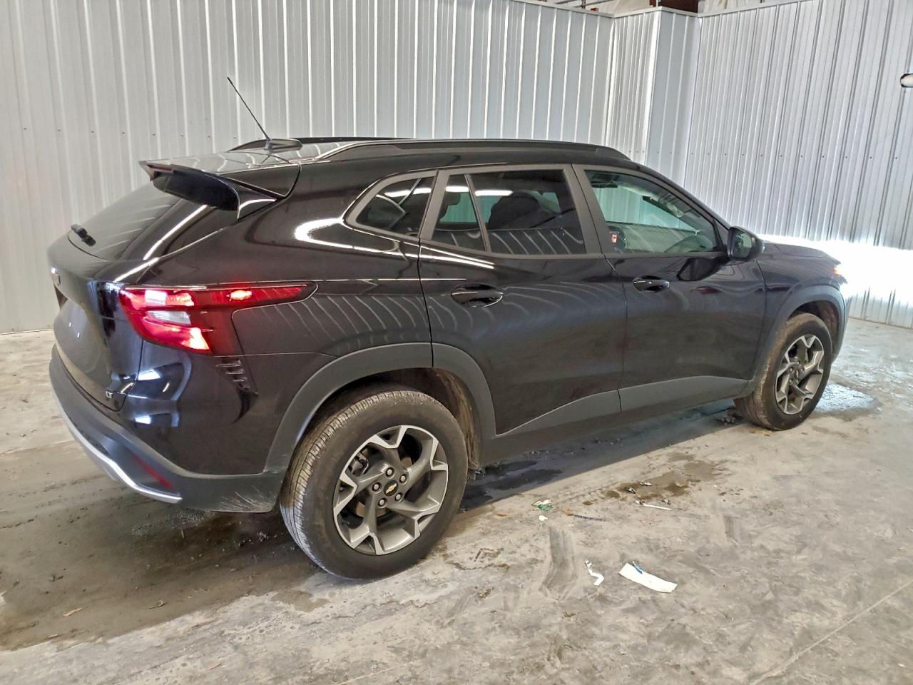 2025 CHEVROLET TRAX 1LT photo 3