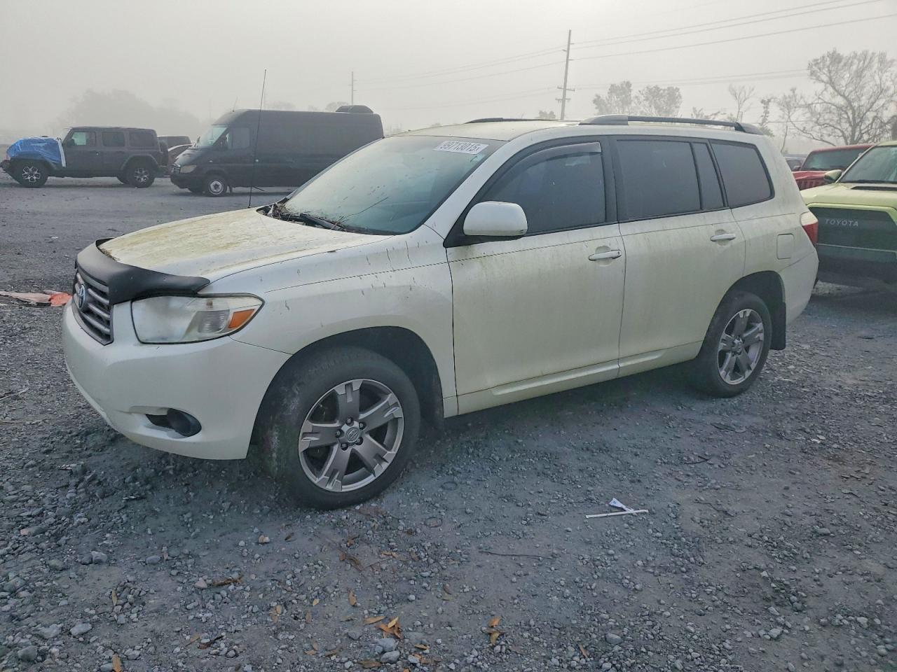 2010 TOYOTA HIGHLANDER