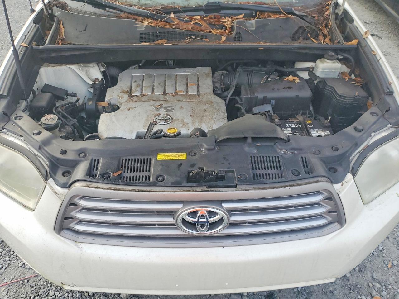 2010 TOYOTA HIGHLANDER photo 12