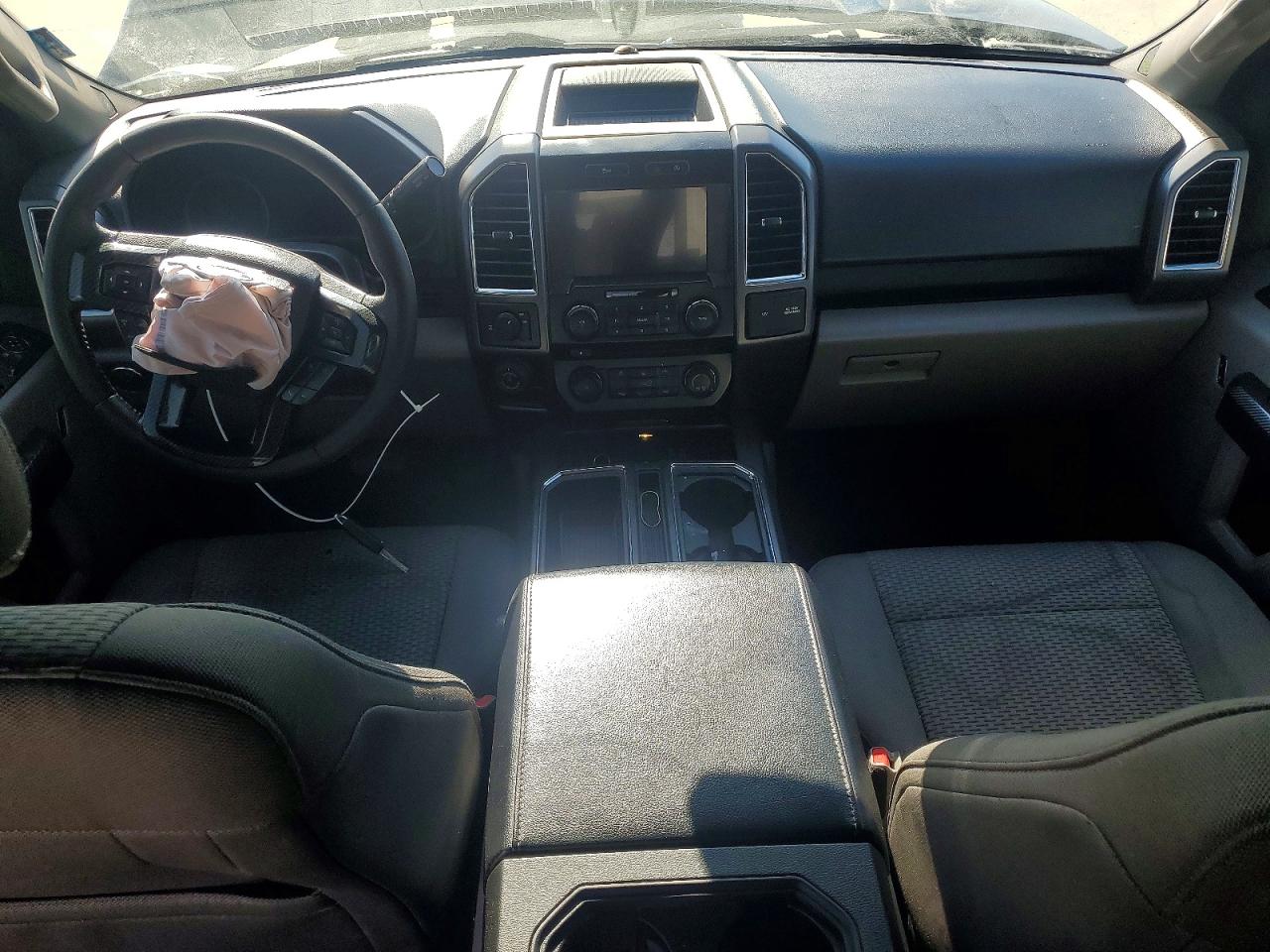 2016 FORD F150 SUPERCREW photo 8