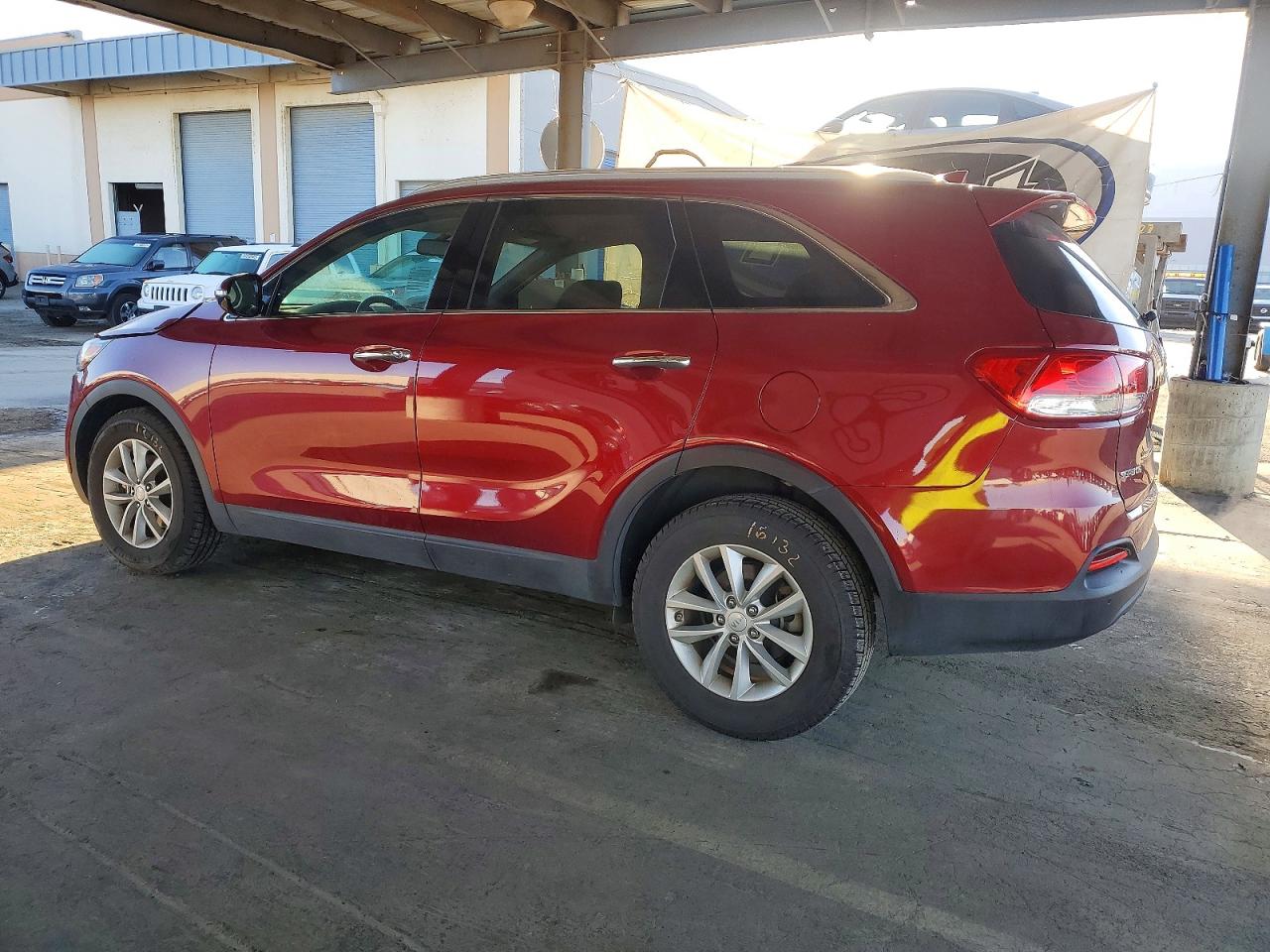 2017 KIA SORENTO LX photo 2