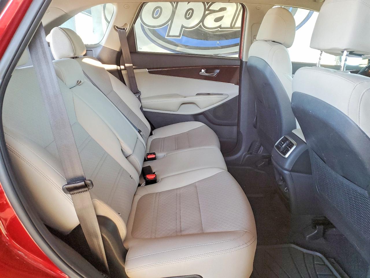 2017 KIA SORENTO LX photo 10