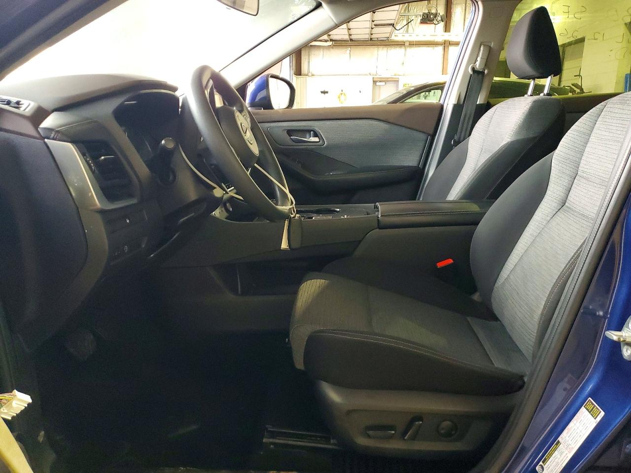 2023 NISSAN ROGUE SV photo 7