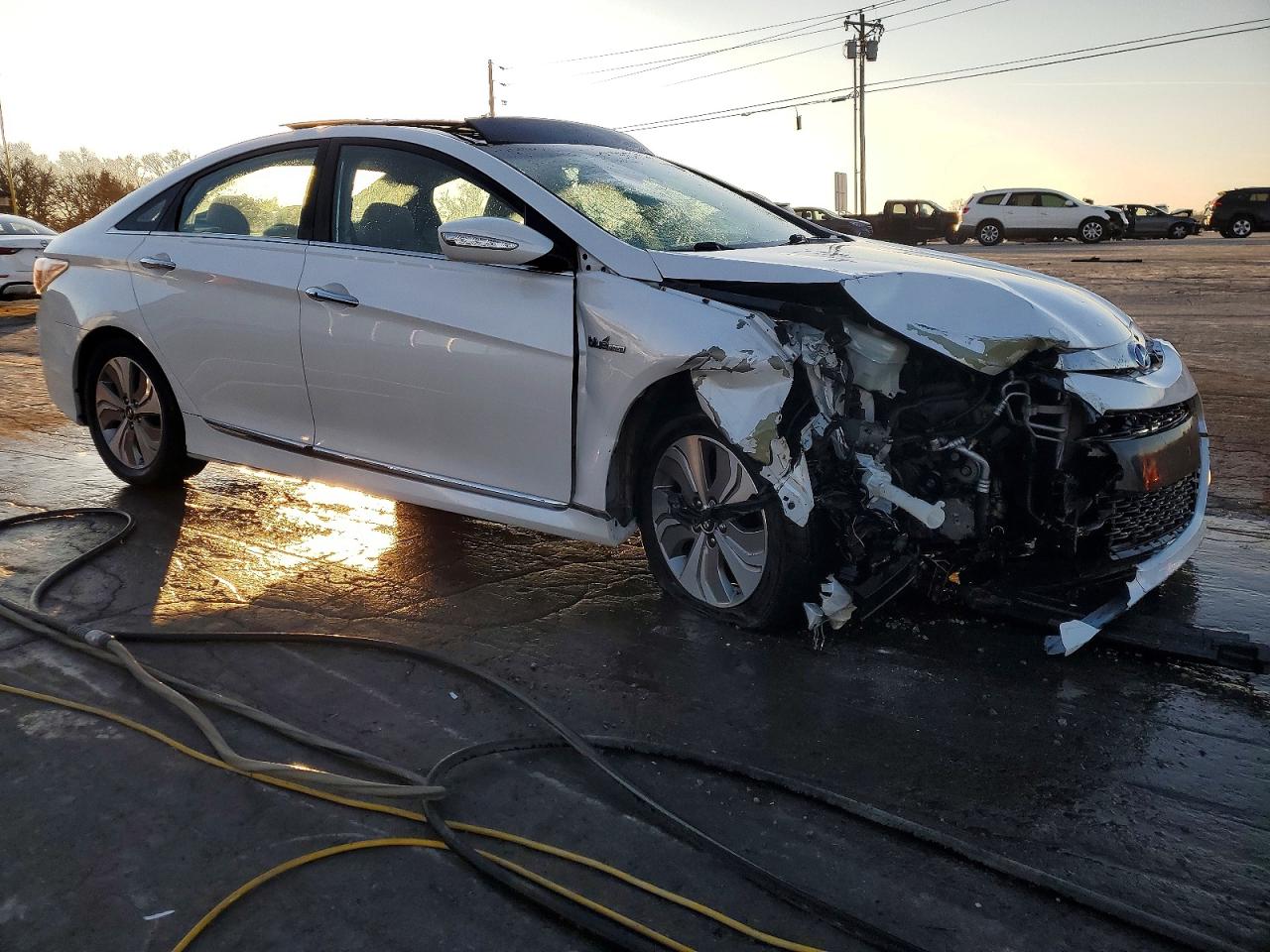2014 HYUNDAI SONATA HYBRID photo 4