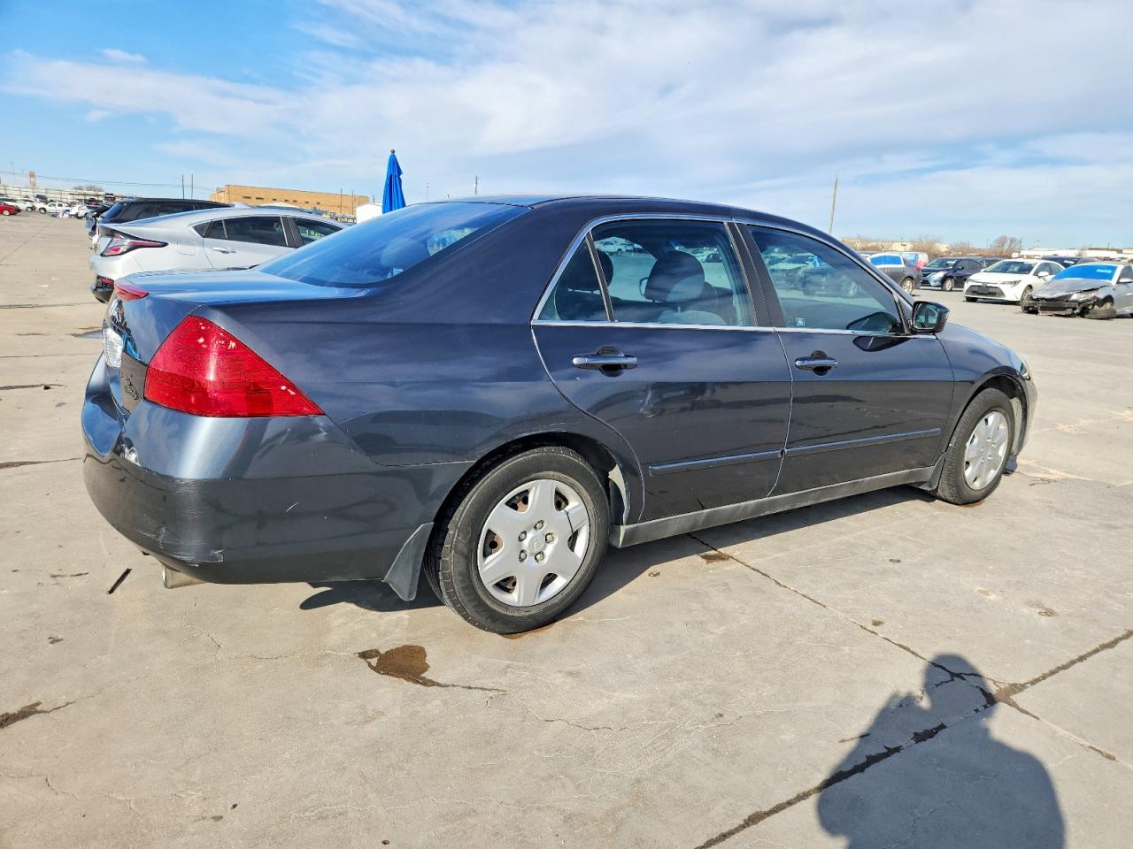 2007 HONDA ACCORD LX photo 3